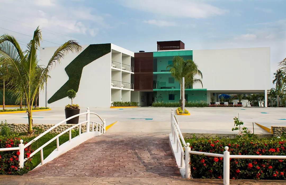 Hotel Aqua Spa & Resort-1